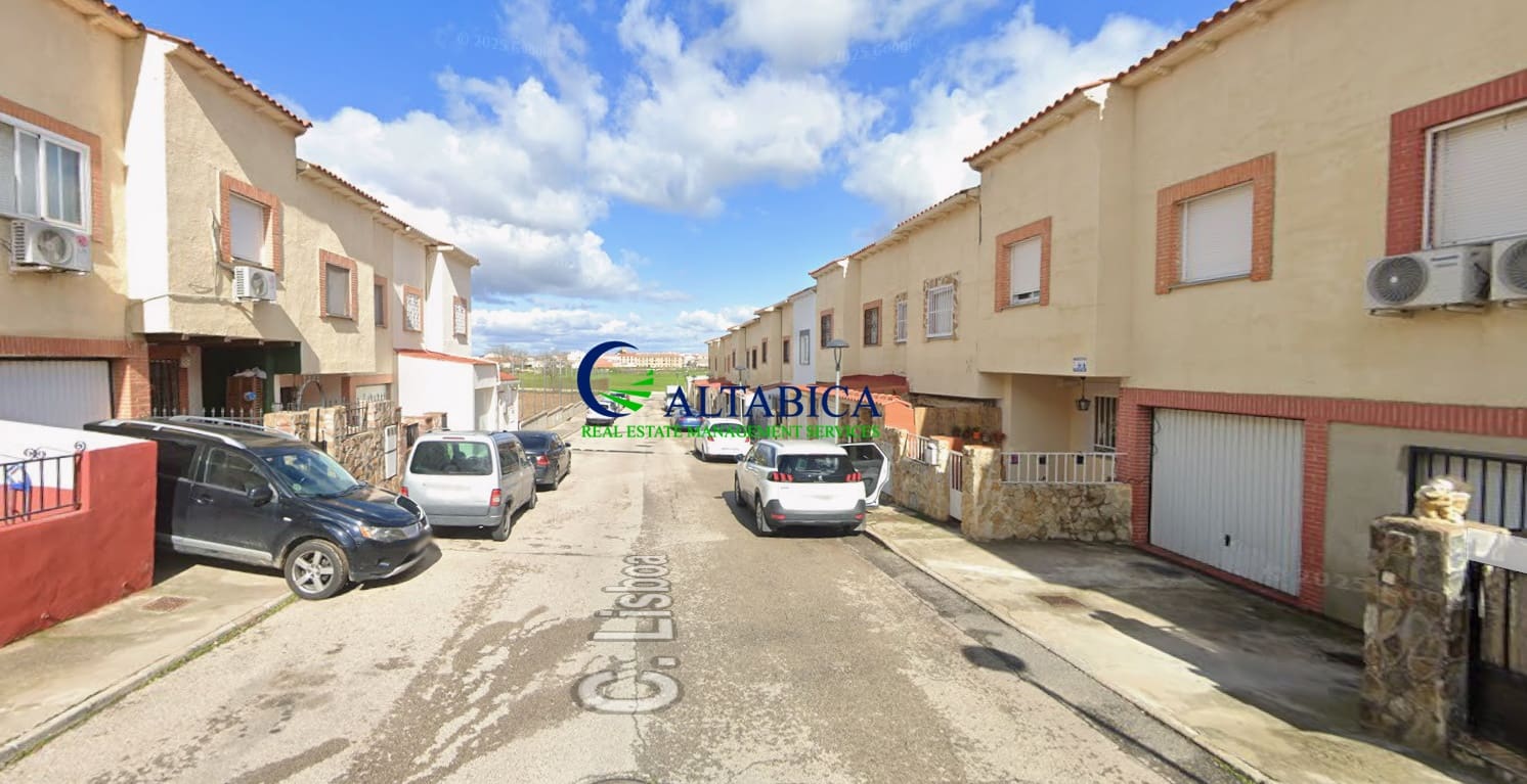 3 chambre Villa/Maison à vendre à Magan - 96 000 € (Ref: 9980649)