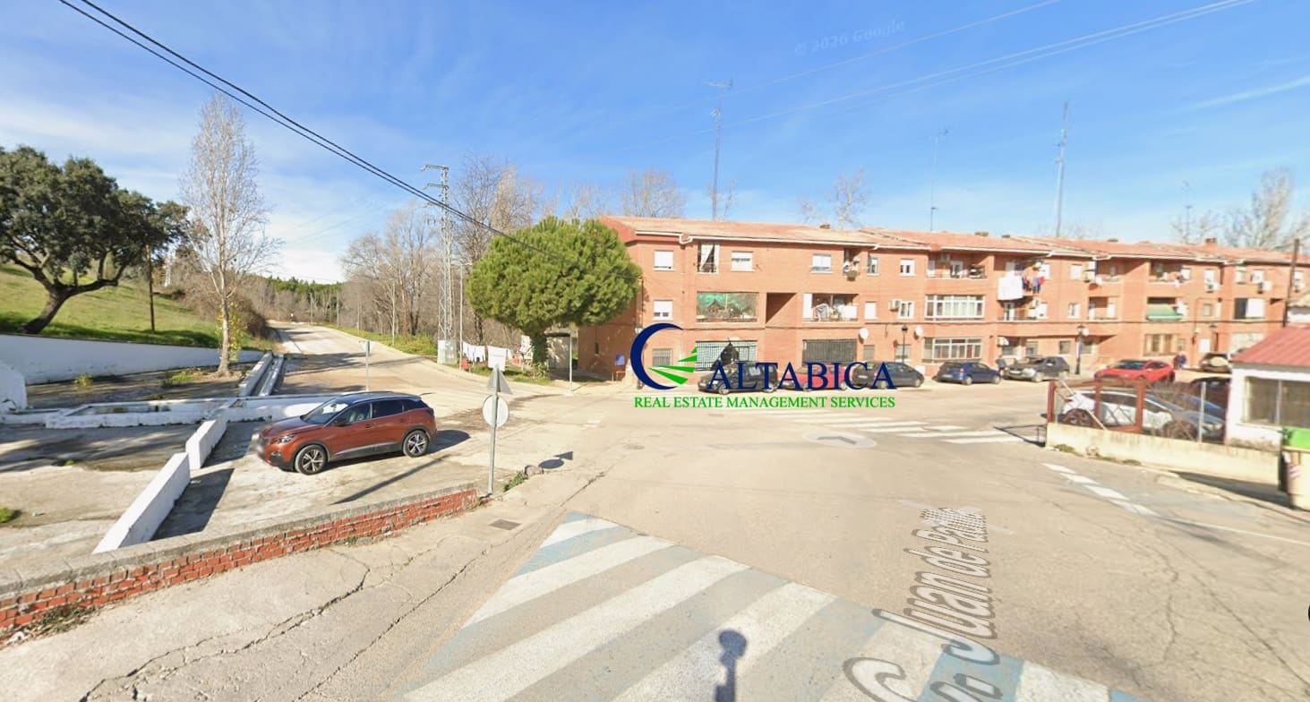 Piso de 3 habitaciones en Méntrida en venta - 49.000 € (Ref: 9980653)