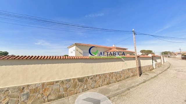 Chalet de 4 habitaciones en Méntrida en venta - 160.000 € (Ref: 9980662)