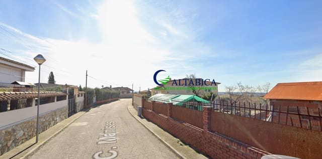 Chalet de 4 habitaciones en Méntrida en venta - 160.000 € (Ref: 9980662)