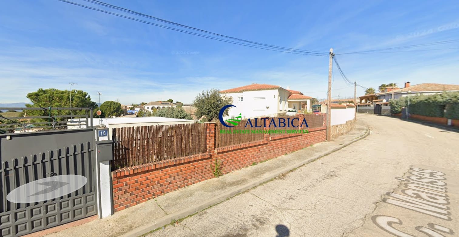 4 soverom Villa til salgs i Mentrida - € 160 000 (Ref: 9980662)