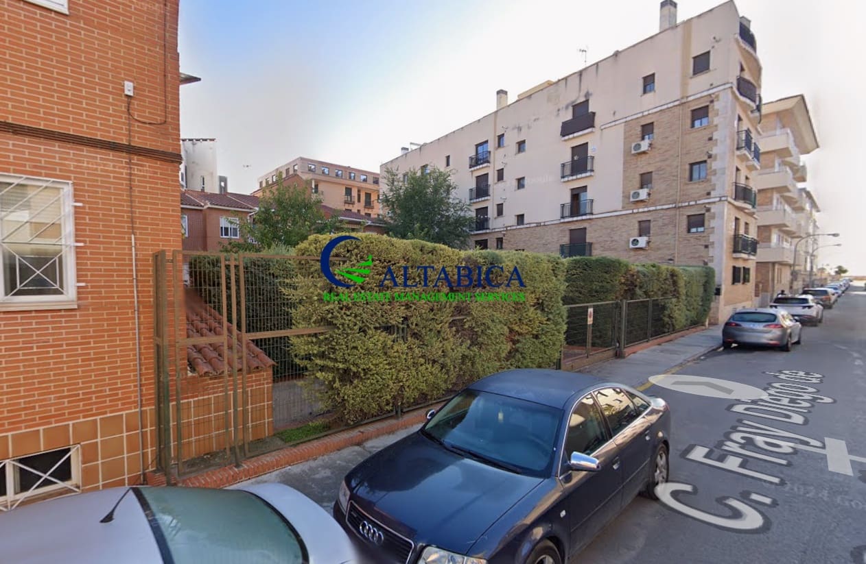 Piso de 2 habitaciones en Ocaña en venta - 54.500 € (Ref: 9980665)