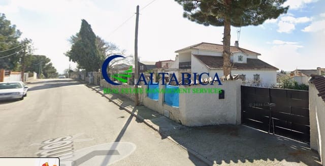 3 bedroom Villa for sale in Numancia de la Sagra - € 181,500 (Ref: 9980672)