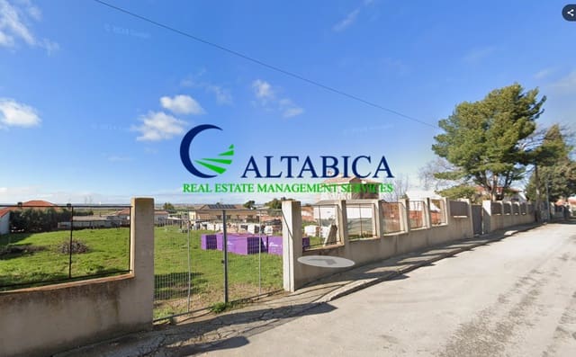 3 bedroom Villa for sale in Numancia de la Sagra - € 181,500 (Ref: 9980672)