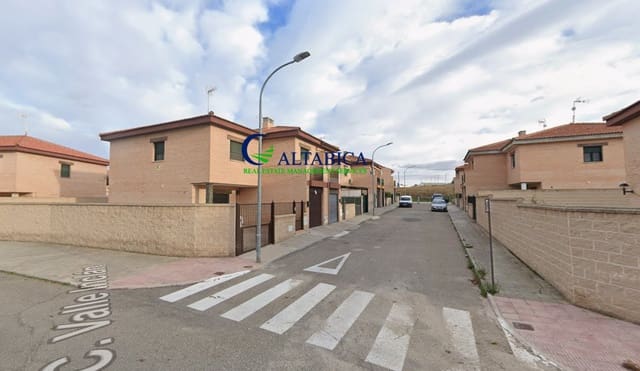 3 slaapkamer Villa te koop in Mora - € 92.000 (Ref: 9980674)