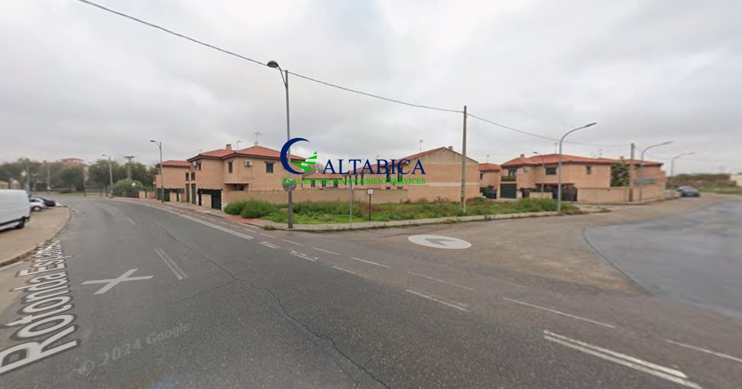 3 slaapkamer Villa te koop in Mora - € 92.000 (Ref: 9980674)