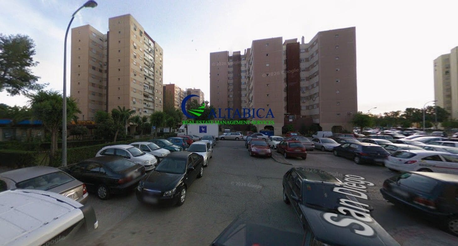 3 Zimmer Wohnung zu verkaufen in Sevilla Stadt - 118.900 € (Ref: 9980695)