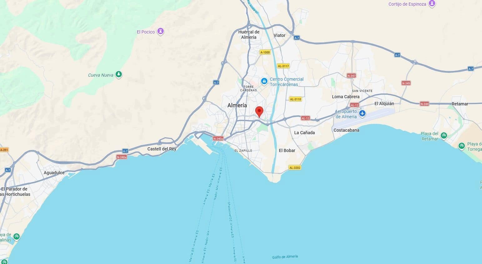3 slaapkamer Flat te koop in Almeria stad - € 85.000 (Ref: 9980696)