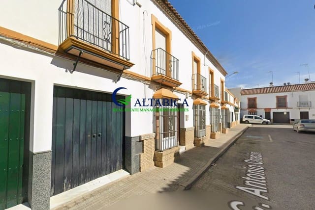 Chalet de 4 habitaciones en Arahal en venta - 69.000 € (Ref: 9980702)