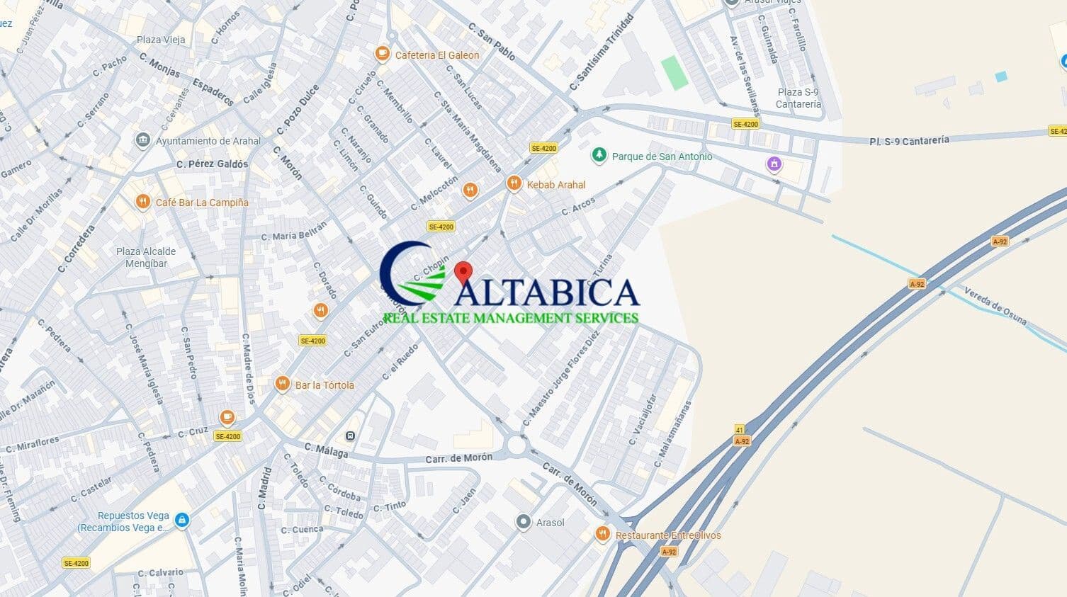 Chalet de 4 habitaciones en Arahal en venta - 69.000 € (Ref: 9980702)