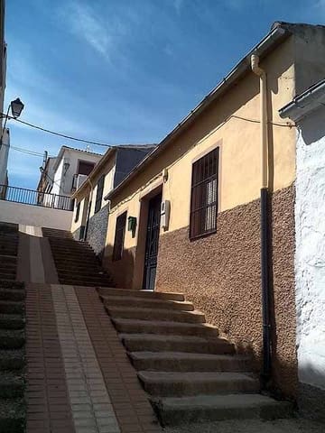 Chalet de 3 habitaciones en Navas de San Juan en venta - 30.200 € (Ref: 9980705)