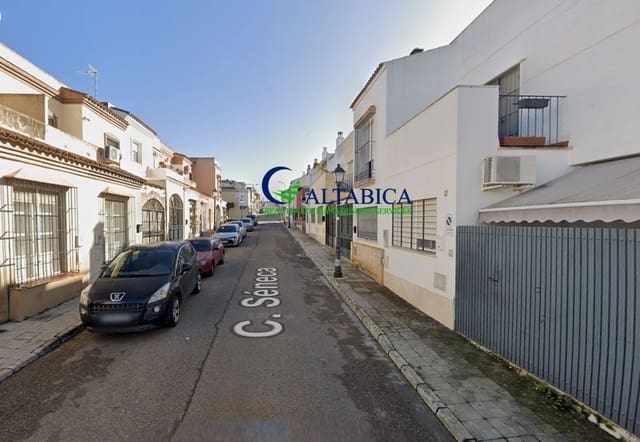 Chalet de 3 habitaciones en La Puebla del Río en venta - 121.000 € (Ref: 9980709)