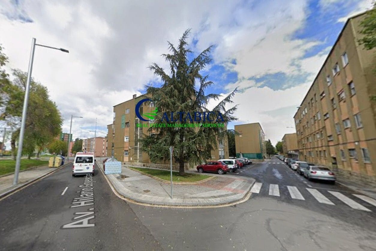 Piso de 2 habitaciones en Salamanca ciudad en venta - 27.400 € (Ref: 9980710)