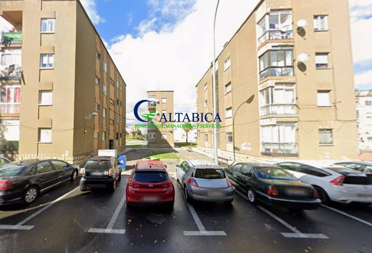 Piso de 2 habitaciones en Salamanca ciudad en venta - 27.400 € (Ref: 9980710)