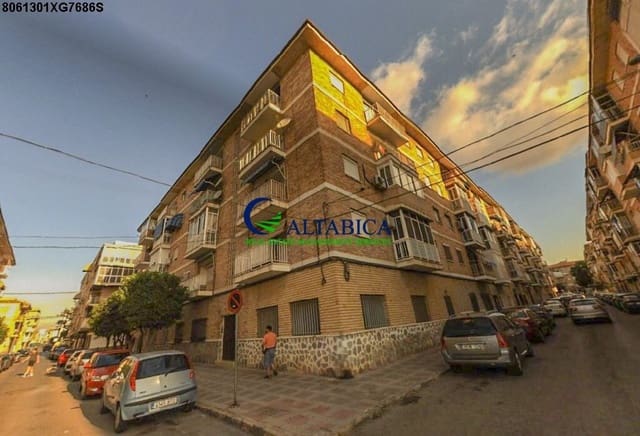3 slaapkamer Flat te koop in San Antón, Cartagena - € 46.000 (Ref: 9980720)