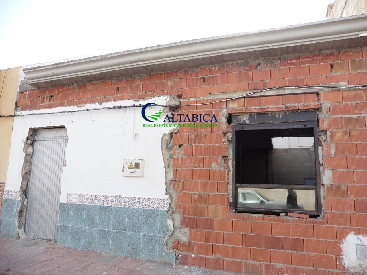3 bedroom Villa for sale in Aguilas - € 80,000 (Ref: 9980721)