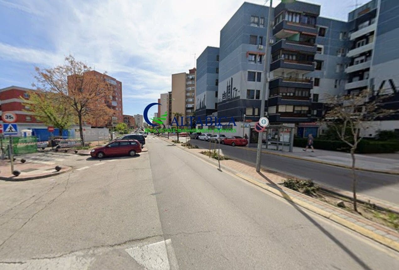 3 Zimmer Wohnung zu verkaufen in Fuenlabrada - 179.000 € (Ref: 9980730)