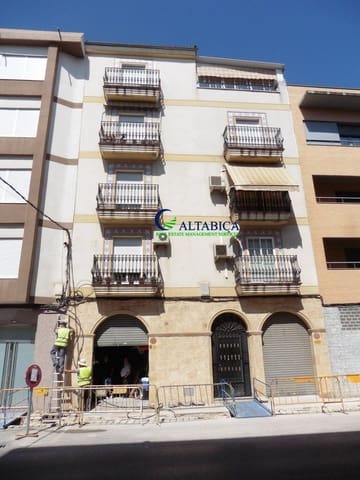 3 Zimmer Wohnung zu verkaufen in Ubeda - 107.000 € (Ref: 9980735)