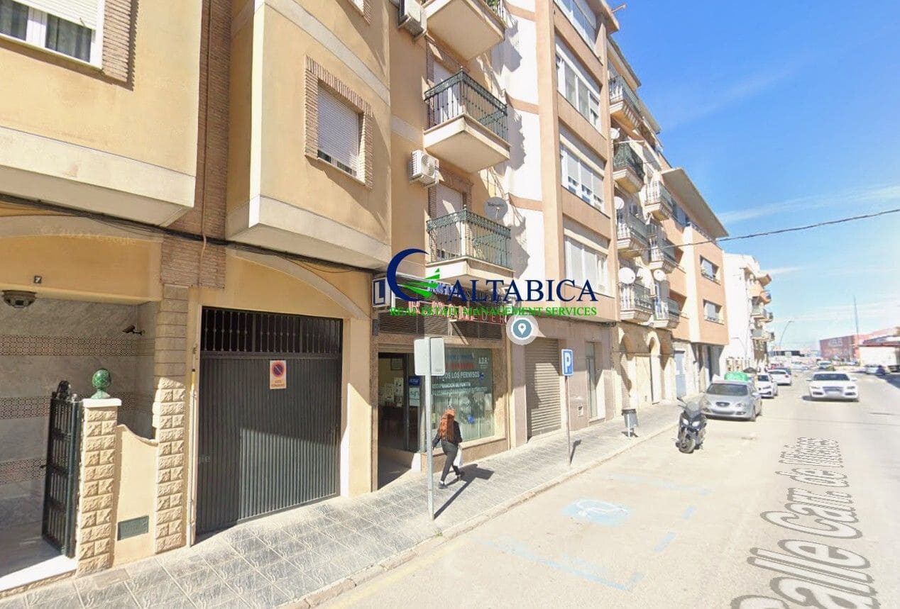 3 chambre Appartement à vendre à Ubeda - 107 000 € (Ref: 9980735)