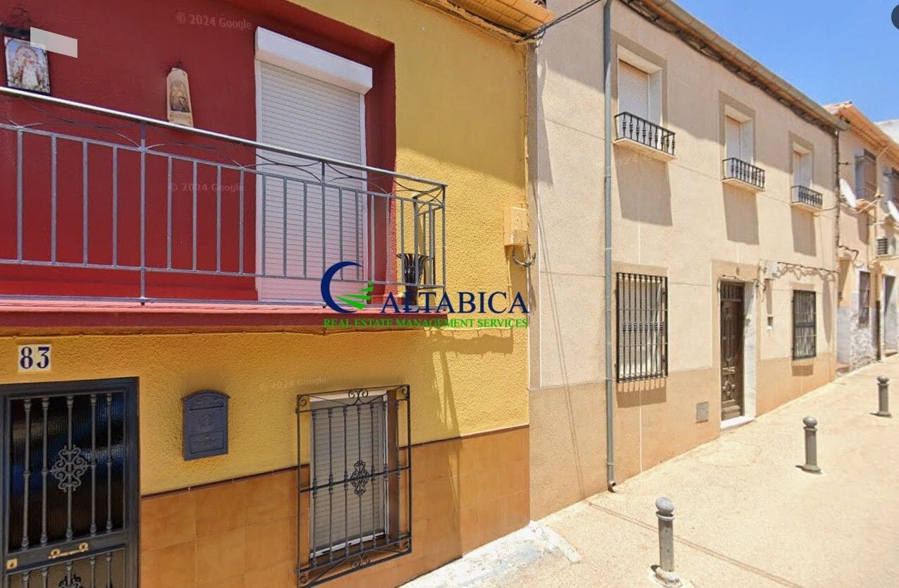 Chalet de 3 habitaciones en Navas de San Juan en venta - 52.000 € (Ref: 9980738)