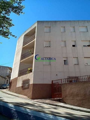 Piso de 3 habitaciones en Navas de San Juan en venta - 40.800 € (Ref: 9980739)