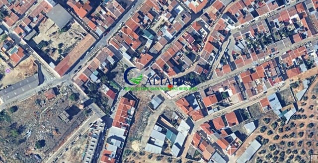 Piso de 3 habitaciones en Navas de San Juan en venta - 40.800 € (Ref: 9980739)