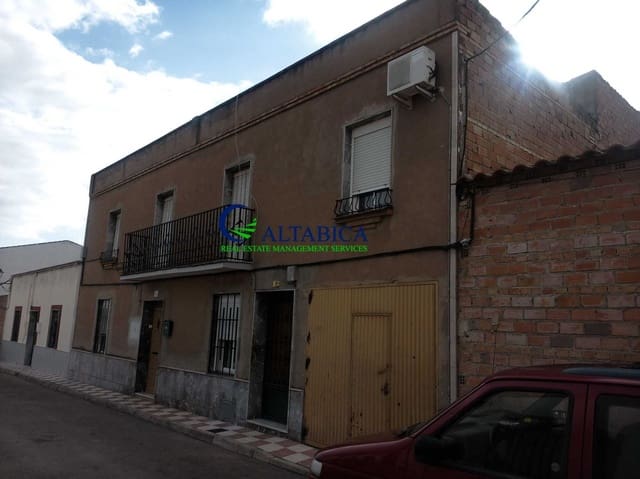Chalet de 3 habitaciones en Guarromán en venta - 15.000 € (Ref: 9980740)