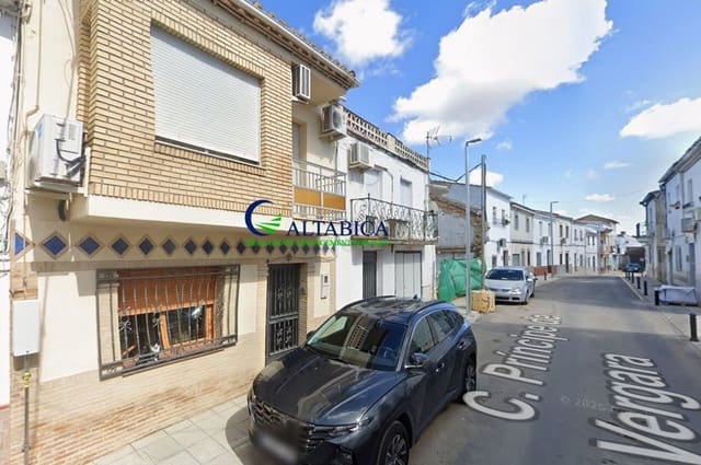 3 slaapkamer Villa te koop in Mengíbar - € 49.600 (Ref: 9980743)