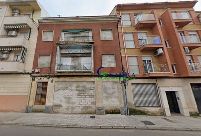 Commercieel te koop in Linares - € 55.000 (Ref: 9980746)