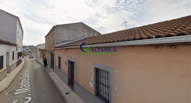 Chalet de 3 habitaciones en Linares en venta - 22.000 € (Ref: 9980747)