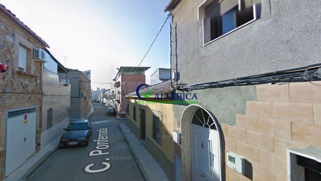 Chalet de 3 habitaciones en Linares en venta - 40.000 € (Ref: 9980748)