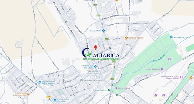 Chalet de 3 habitaciones en Linares en venta - 40.000 € (Ref: 9980748)