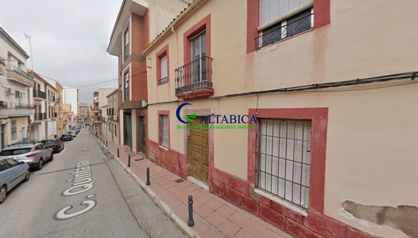 3 Zimmer Wohnung zu verkaufen in Linares - 81.000 € (Ref: 9980749)