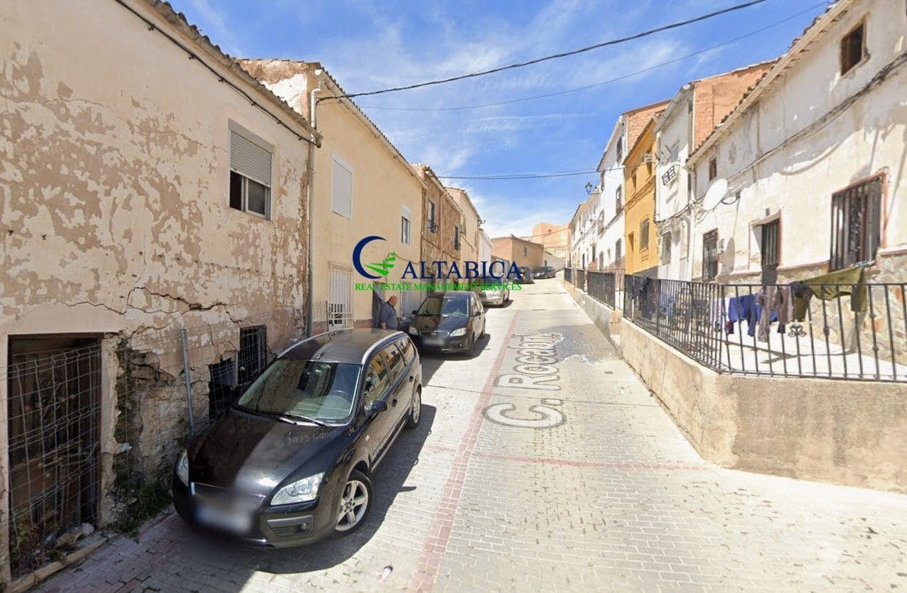 3 soverom Villa til salgs i Huelma - € 32 000 (Ref: 9980751)