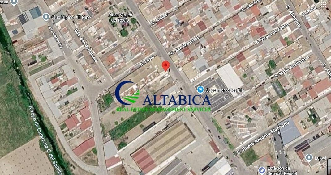 Chalet de 3 habitaciones en Rociana del Condado en venta - 107.000 € (Ref: 9980759)