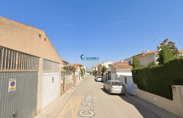 Chalet de 3 habitaciones en Las Gabias en venta - 106.000 € (Ref: 9980775)