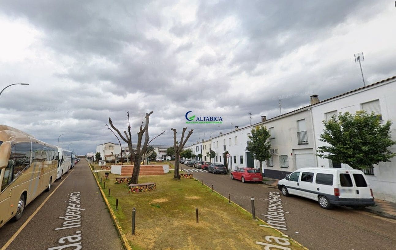 Chalet de 3 habitaciones en Valdelacalzada en venta - 100.000 € (Ref: 9980778)