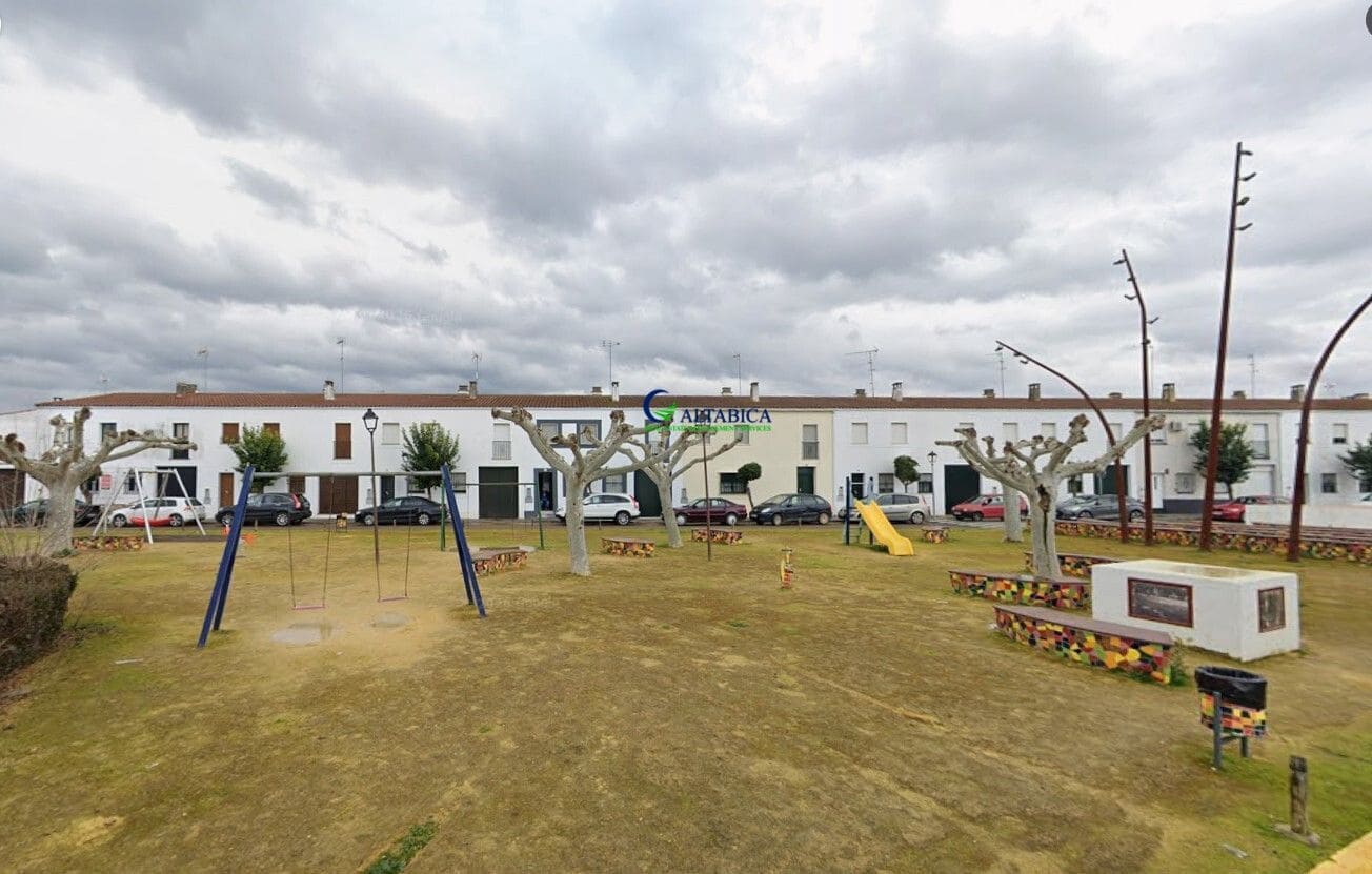 Chalet de 3 habitaciones en Valdelacalzada en venta - 100.000 € (Ref: 9980778)