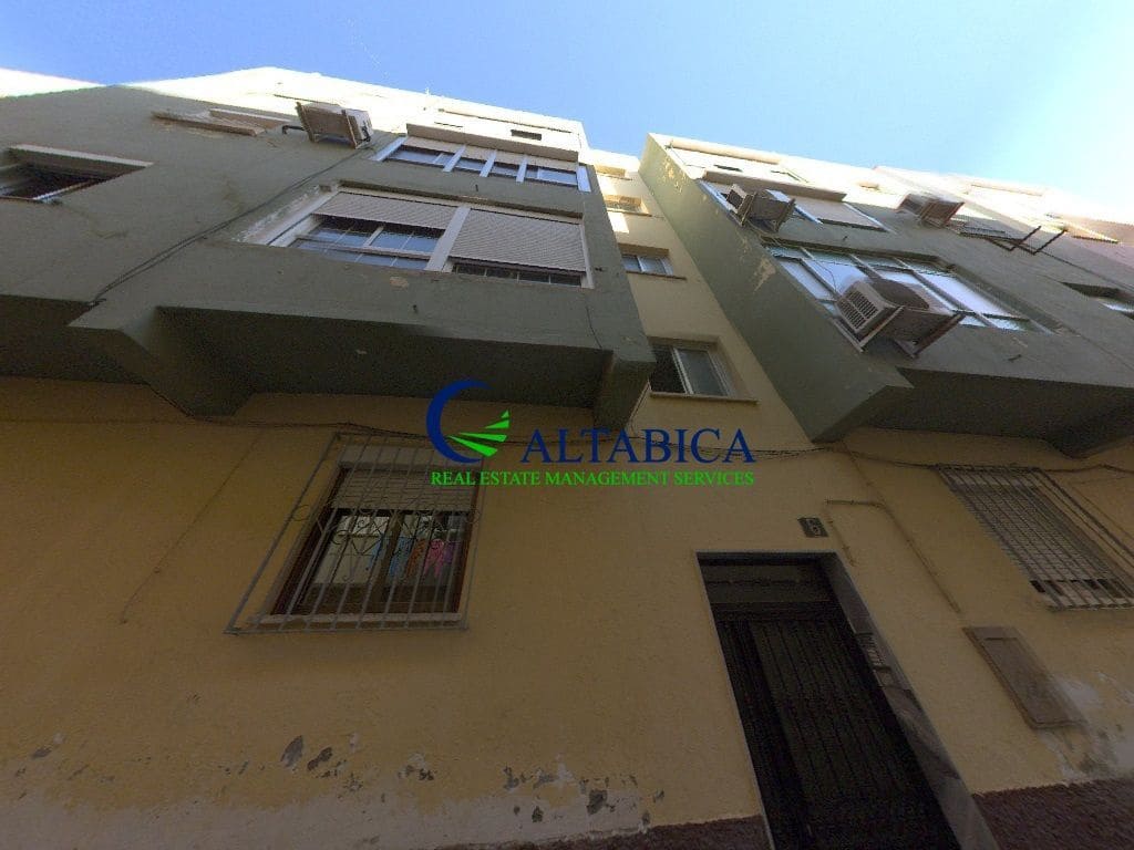 3 chambre Appartement à vendre à Almeria ville - 34 000 € (Ref: 9980785)