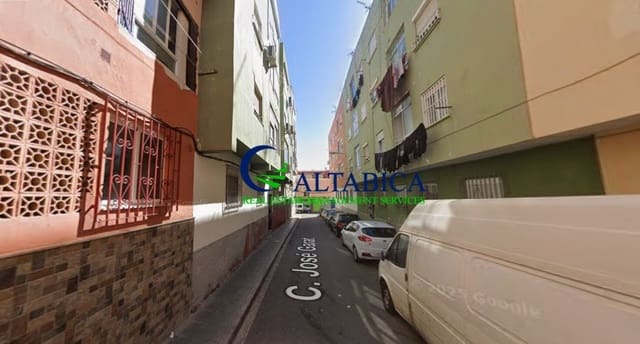 3 soveværelse Lejlighed til salg i La Chanca - Pescadería, Almería by - € 34.000 (Ref: 9980785)