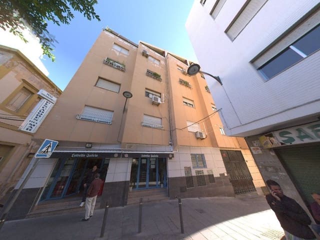 3 soverom Leilighet til salgs i Almería by - € 60 000 (Ref: 9980787)