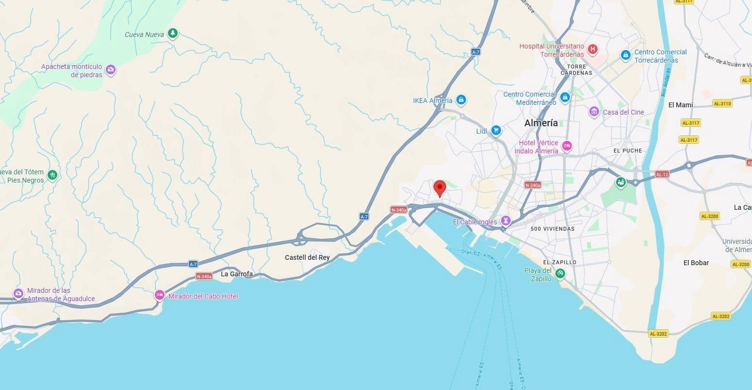3 chambre Appartement à vendre à Almeria ville - 60 000 € (Ref: 9980787)