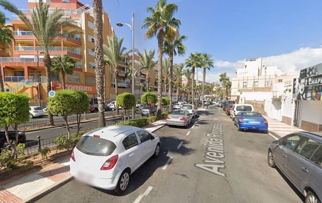 4 soverom Leilighet til salgs i Roquetas de Mar - € 128 000 (Ref: 9980794)