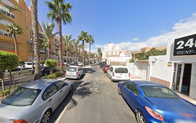 4 soverom Leilighet til salgs i Roquetas de Mar - € 128 000 (Ref: 9980794)