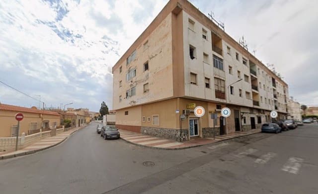 3 slaapkamer Flat te koop in Roquetas de Mar - € 23.000 (Ref: 9980795)