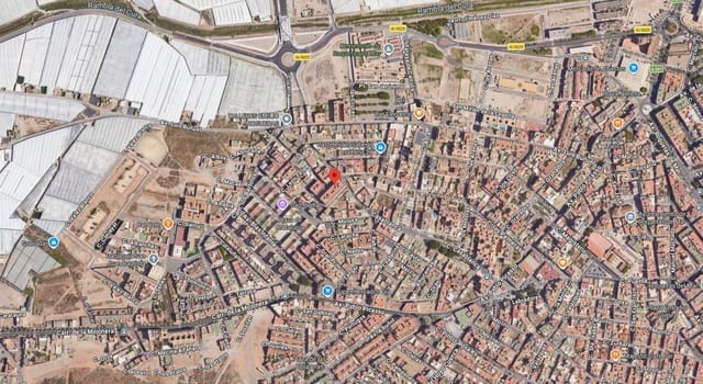 3 slaapkamer Flat te koop in Roquetas de Mar - € 23.000 (Ref: 9980795)