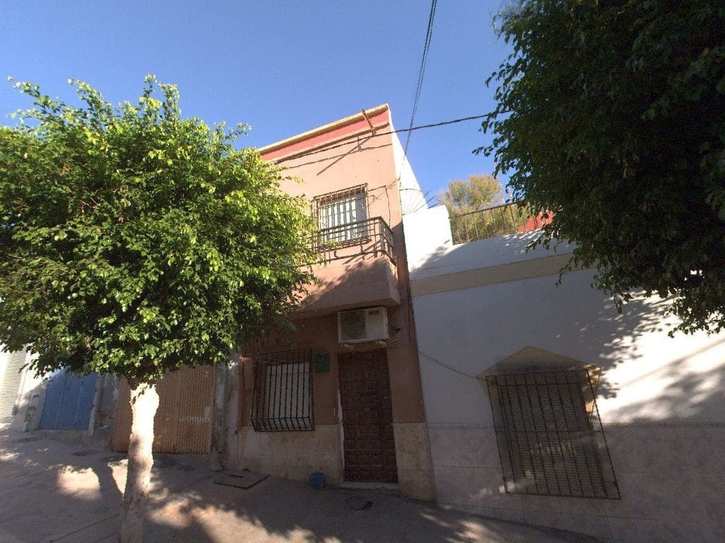 3 Zimmer Villa zu verkaufen in Almeria Stadt - 16.000 € (Ref: 9980796)