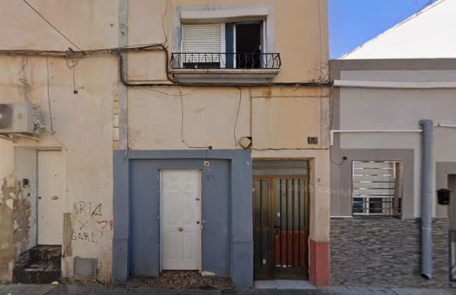 Commercieel te koop in La Chanca - Pescadería, Almería stad - € 19.000 (Ref: 9980800)