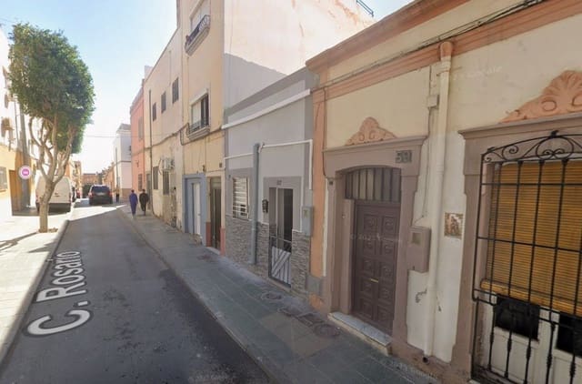 Commercieel te koop in La Chanca - Pescadería, Almería stad - € 19.000 (Ref: 9980800)