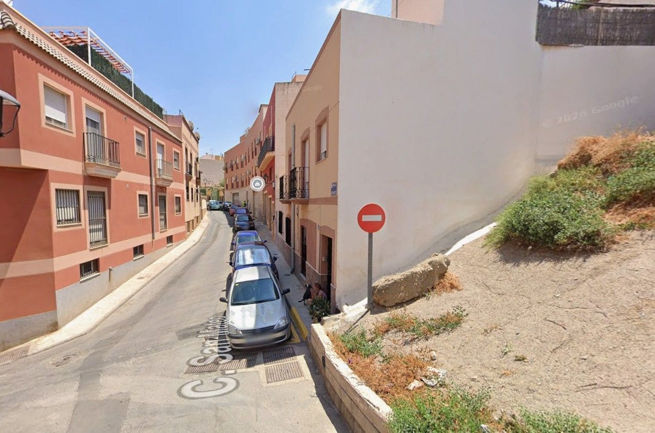 Flat te koop in Viator - € 75.000 (Ref: 9980804)
